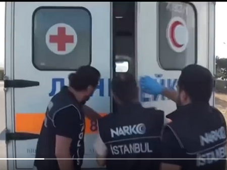 Ексклузивно видео от Истанбул: Българската линейка е возела и 32 кг кокаин