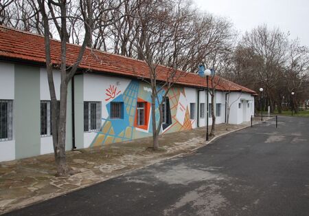Филиалът на НХА в Бургас превъща Графичната база в културно-образователен център