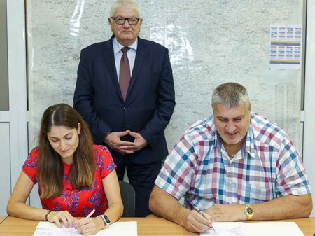Българска федерация волейбол и "Демакс" удължиха партньорството си за НВЛ-жени