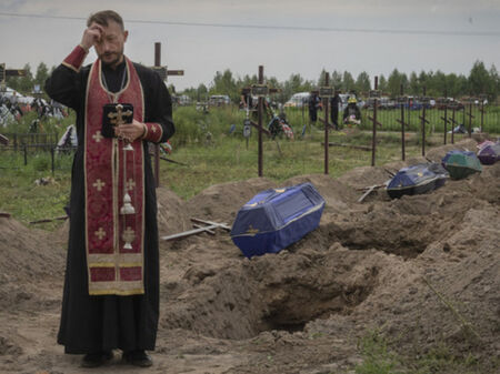 Русия отрича да е извършвала зверства или да взима под