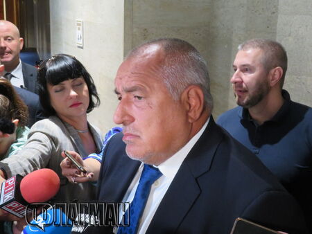 Бойко Борисов разкритикува правителството Лидерът на ГЕРБ говори пред парламентарни