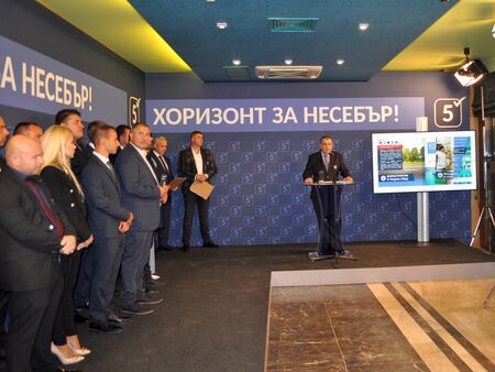 С ясни идеи за нов Хоризонт за Несебър, кандидатът за кмет Иван  Дашев откри със стил кампанията си