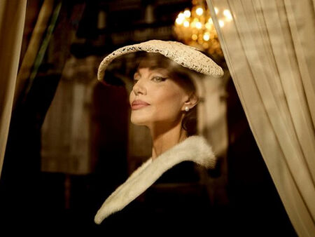 Ролята на Джаки Кенеди май ще се окаже невъзможна за Анджелина Джоли и ще провали кариерата й