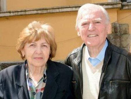 Композиторът Тончо Русев се събра на небето със съпругата си