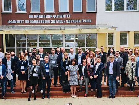 Рекорден брой участници в Третия есенен медицински форум в  Университет „Проф. д-р Асен Златаров“