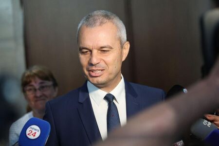 Костадинов очаква Борисов да подкрепи вота на недоверие срещу правителството