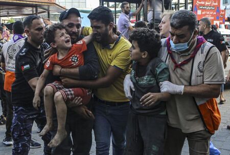 Турция, Египет и Израел ще координират транспортирането и лечението на пациенти от Газа