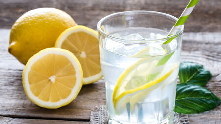 Лимоновата вода - любим еликсир на знаменитости
