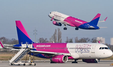 WIZZ air 3 пъти ми продава билет без седалка, веднъж не ме и качи