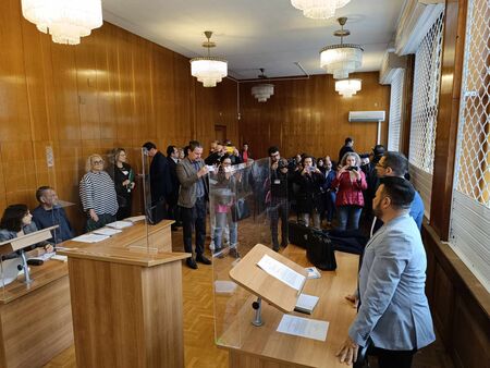 Безпрецедентно! Ще броят повторно 60 000 бюлетини за избор за ОбС-Бургас