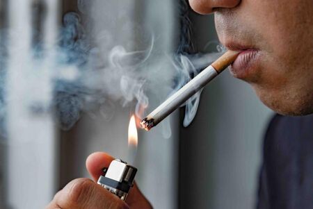 Здравното министерство предизвиква пушачите