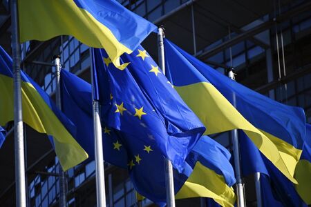 Украйна получава нов транш от ЕС в размер на 1,5 милиарда евро