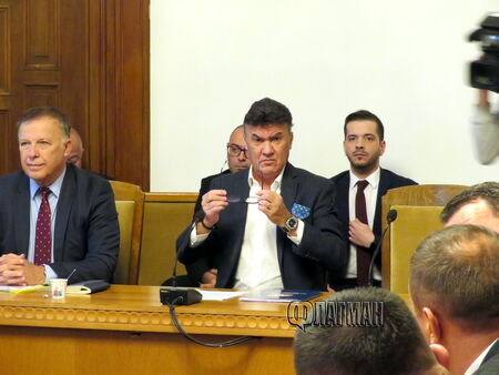 Боби Михайлов ще се кандидатира отново за президент на БФС, убеден е Сашо Диков