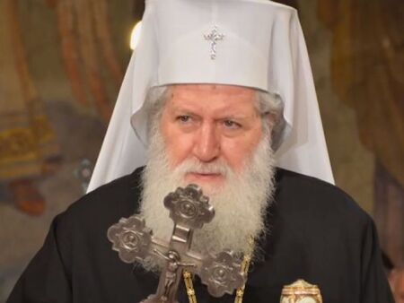 Молете се за патриарх Неофит! Информацията за здравословно му състояние е много пазена тайна