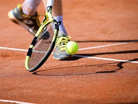 Над 100 състезатели от света идват в Бургас за тенис турнир за юноши