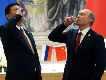 Номинираха Путин и Си Дзинпин за личности на 2023 г.