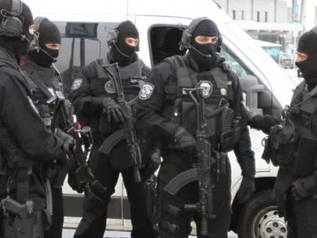 Почерня от полиция в Плевен и Никопол, има арестувани