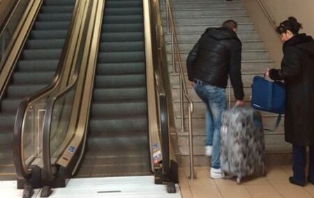 Ескалатори в метрото не работят и на никой не му пука