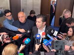 Борисов и Петков направиха съвместно изявление пред парламентарните репортери