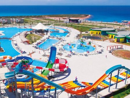 Турция обмисля пак да предлага пакета all inclusive, но само за чужденци