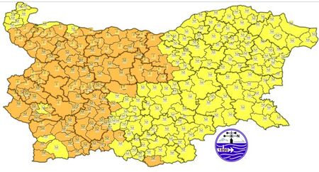 Жълт и оранжев код за опасно време в цялата страна утре