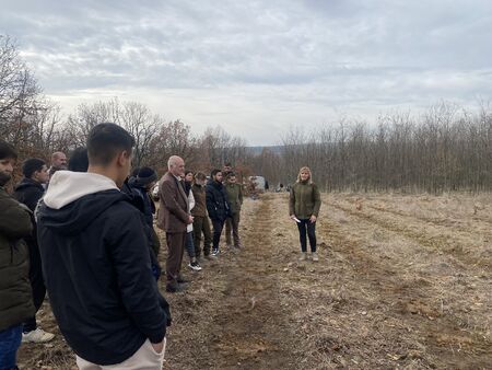 Демонстрационно залесяване по ОПОС се проведе на територията на ДГС-Карнобат