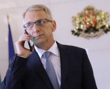 Трябва да се подготвим за момент, в който ще бъдем заплашени от Русия, смята премиерът