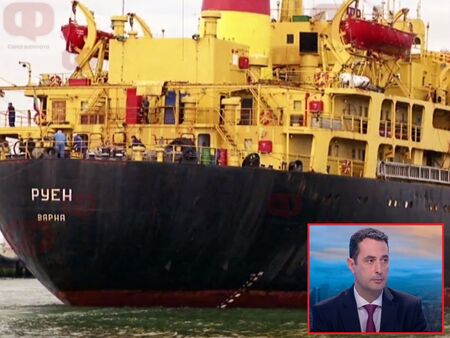 Похитеният „Руен“ плава към Сомалия, кораб на испанските ВМС готви атака срещу пиратите