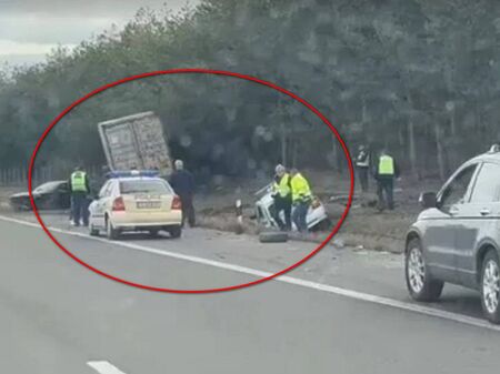 Полицаите са спрели заради друг инцидент на аутобана Тежка катастрофа