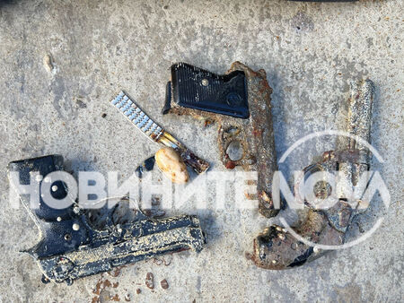 Водолази откриха бойни пистолети в морето край Бургас