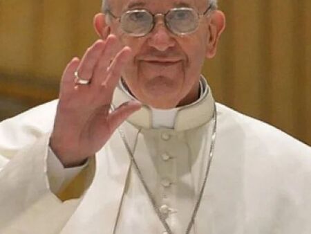 10 "заповеди" на папа Франциск за щастлив живот