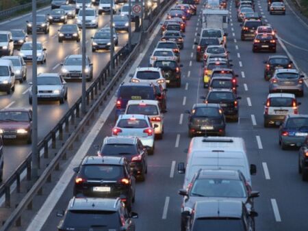 Последен работен ден за 2023 г., очаква се интензивен трафик по основните пътища в страната