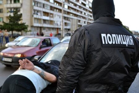 Полицията разкри крадец на мобилен телефон и цигари в Бургас