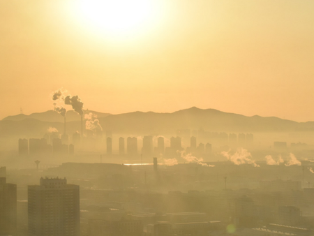 Най-горещата година от близо век: Как климатът се променя и може ли да ни разболее
