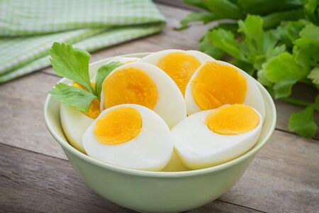 Пет домашни трика, с които да проверите дали яйцата са пресни