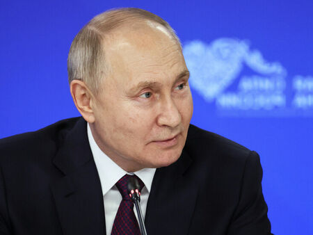 Путин: Украйна е свалила руския военен самолет с предполагаеми американски или френски ракети