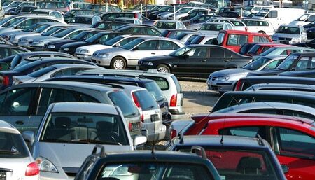 Драстично поскъпване на колите втора употреба. В криза ли е бизнесът с автокъщите?