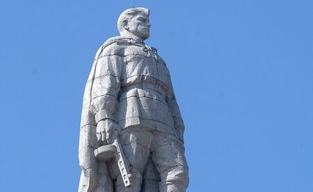 Русия иска ЮНЕСКО да защити паметника на Альоша