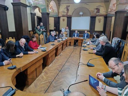 Май е по вероятно е учениците да се връщат в час