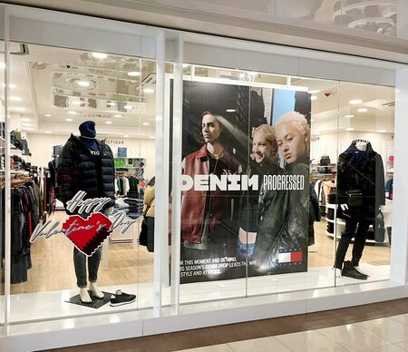 Подаръци за влюбени безчет ще откриете на всеки ред в TRIA CITY CENTRE