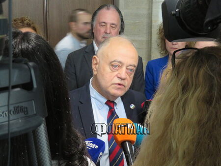 Заподозрян организатор на схема за осигуряване на българско гражданство е