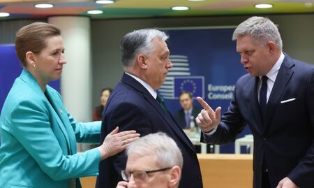 Унгария блокира 13-ия пакет от санкции на ЕС срещу Русия