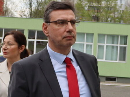 Прокуратурата и полицията разкриват подробности за мащабната спецакция в Бургаско