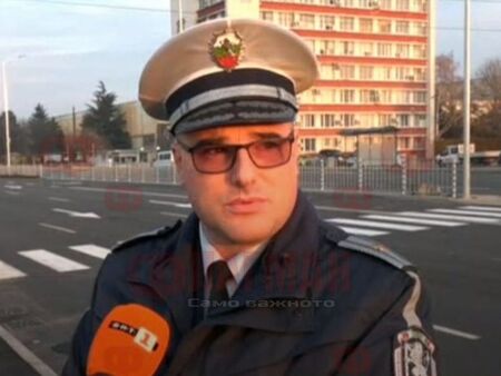 Заради многото сигнали за шофиране с висока скорост по булевард „Одрин“ в Бургас, са поставени мобилните камери, каза Константин Вангелов от "Пътна полиция"