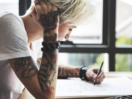 Проучване: Над 90% от мастилата за татуировки съдържат химикали, които увреждат органите