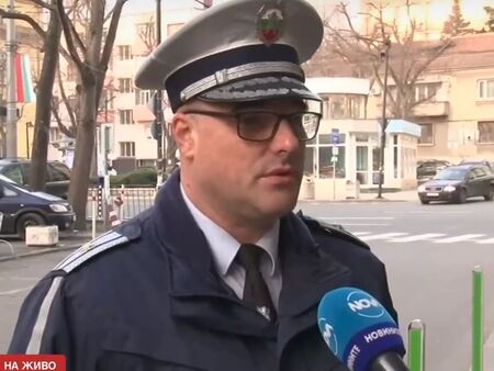 64-годишна пешеходка блъсната в центъра на Бургас, а шофьорът избягал, но полицаите го намерили