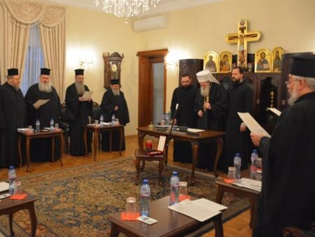 Изборът на патриарх става на Патриаршеския избирателен църковен събор, свикан