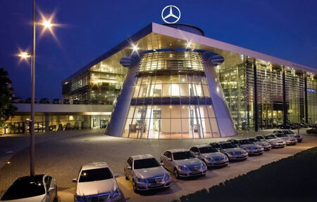 Mercedes Benz продава всичките си активи в родината си и се