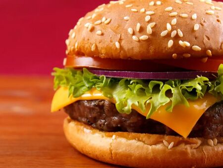 Как да се наслаждаваме на вкусен хамбургер, когато сме на диета