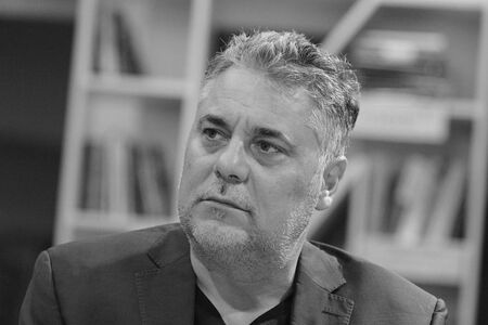 Сбогуваме се с писателя Алек Попов
